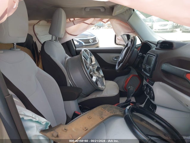ZACCJABT0FPB56536 Jeep Renegade Latitude