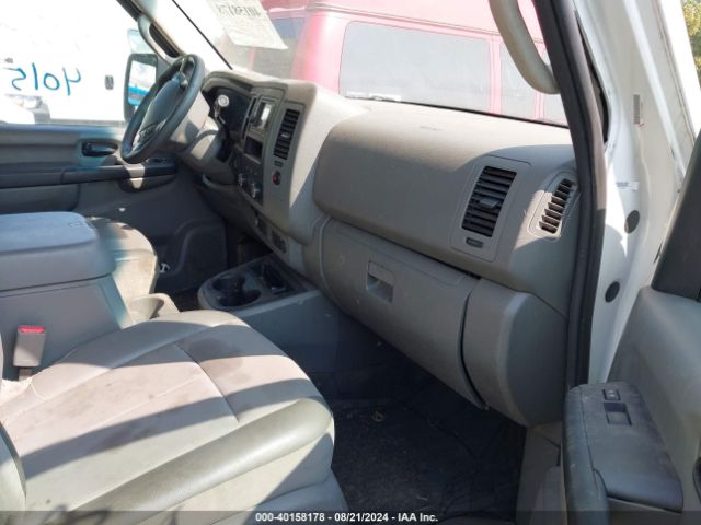 1N6AF0KY2EN106107 Nissan Nv Cargo Nv2500 Hd Sv V8