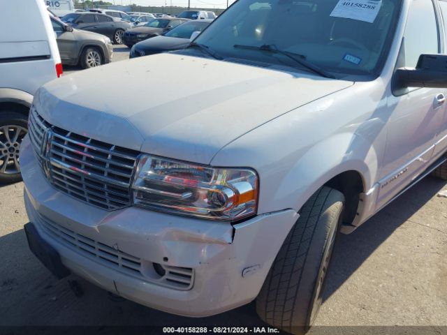 5LMJJ2H51EEL00095 Lincoln Navigator