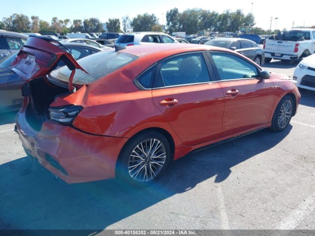 3KPF54ADXNE421744 KIA Forte Gt-line