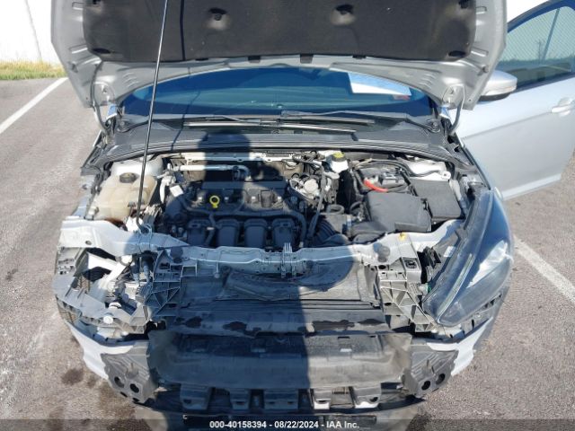 1FADP3H27JL320653 Ford FOCUS SEL