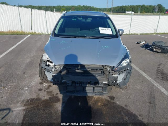1FADP3H27JL320653 Ford FOCUS SEL