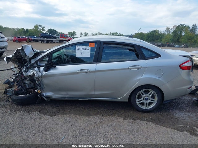 Ford FIESTA SE 2017 3FADP4BJ4HM109571 Image 14