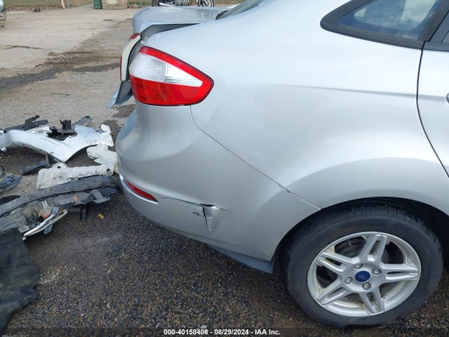 Ford FIESTA SE 2017 3FADP4BJ4HM109571 Image 18
