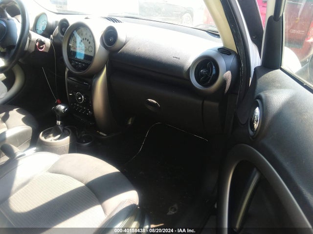 2012 MINI COOPER COUNTRYMAN WMWZB3C56CWM04736 Photo 4