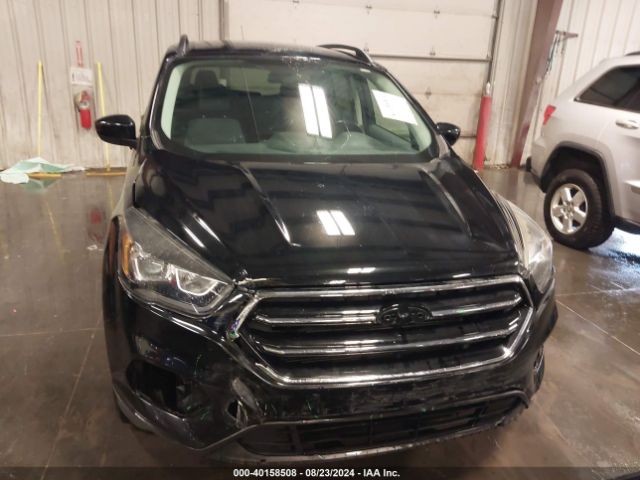 1FMCU9GD8HUE53765 Ford ESCAPE SE