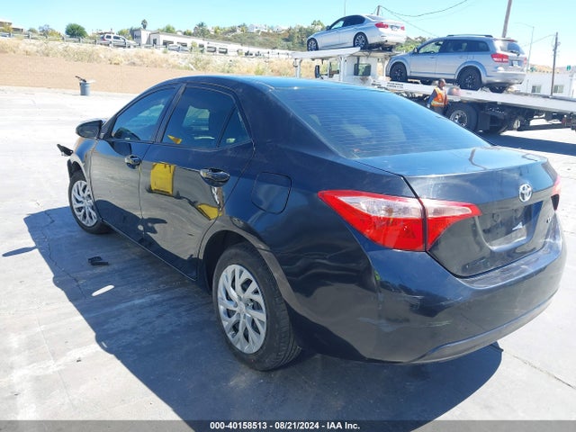 Toyota COROLLA LE 2017 2T1BURHE6HC800577 Image 3