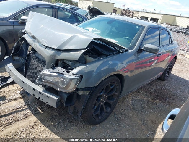 Chrysler 300 2019 2C3CCABG4KH516000 Image 2