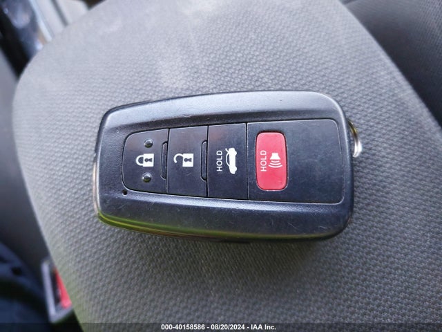 Toyota Corolla Hybrid Le 2021 JTDEAMDE6MJ019426 Image 11