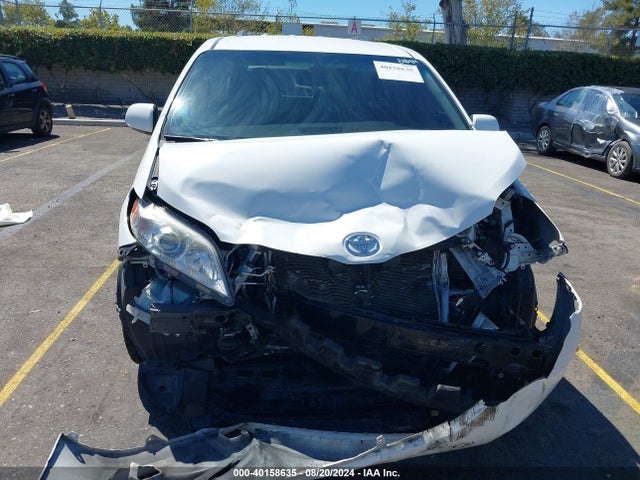 Toyota Sienna Le 8 Passenger 2015 5TDKK3DC8FS596523 Image 12