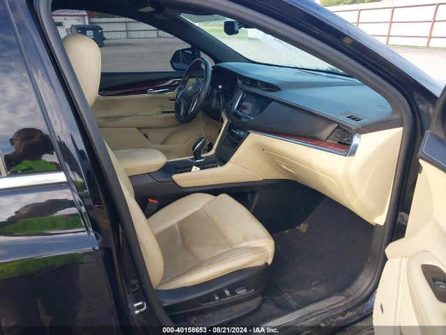 1GYKNERSXHZ145074 Cadillac Xt5 Premium Luxury