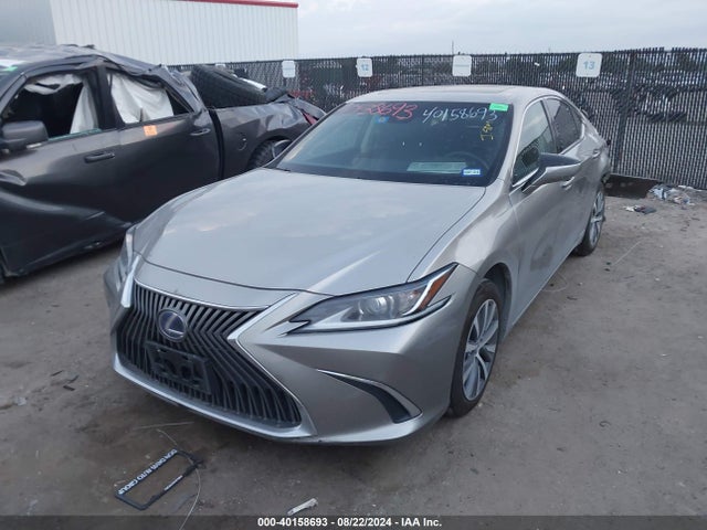 58ACA1C1XMU006301 Lexus ES 300H