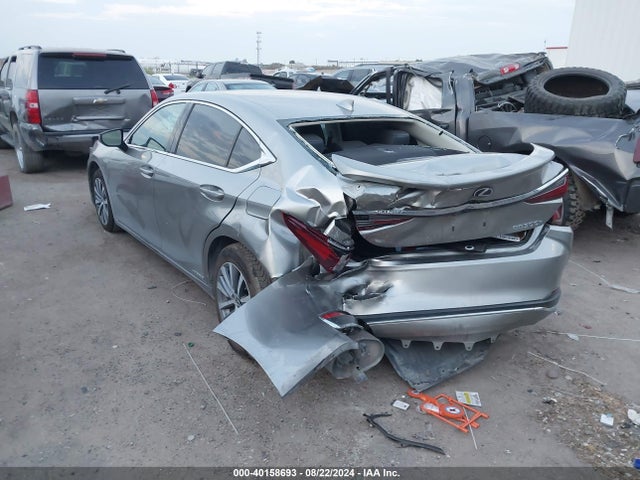 58ACA1C1XMU006301 Lexus ES 300H