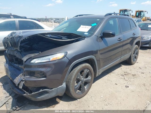 1C4PJLAB8HW561522 Jeep Cherokee Altitude Fwd