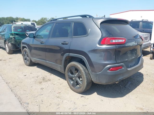 1C4PJLAB8HW561522 Jeep Cherokee Altitude Fwd