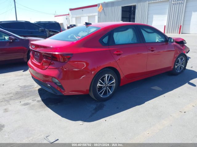 3KPF24AD5PE584118 KIA Forte Lxs