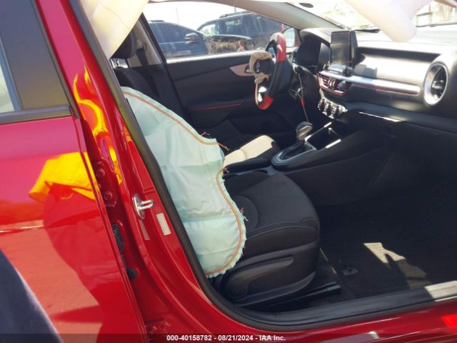 3KPF24AD5PE584118 KIA Forte Lxs