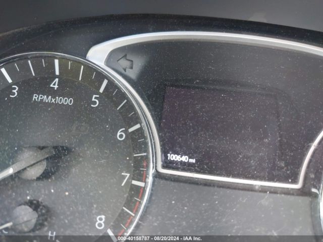 5N1DR2MM7JC668082 Nissan Pathfinder Sv