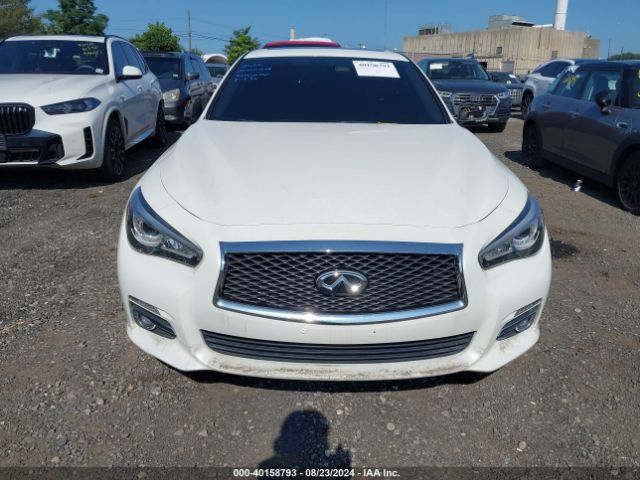 JN1EV7AR2HM831925 Infiniti Q50 3.0t Premium