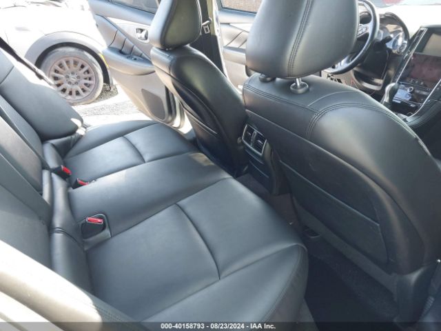 JN1EV7AR2HM831925 Infiniti Q50 3.0t Premium
