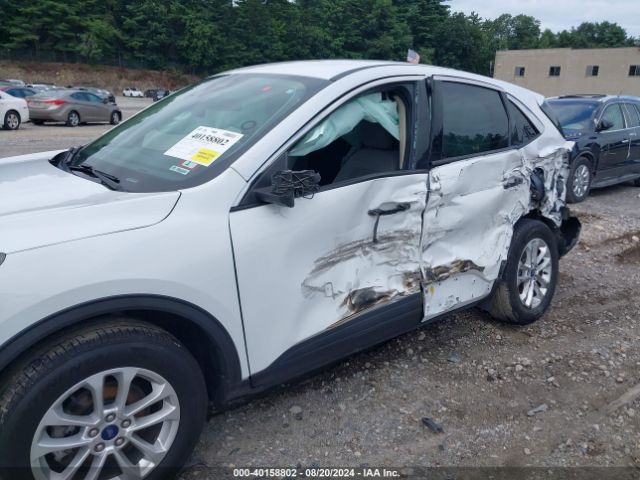 1FMCU9G65LUA82655 Ford ESCAPE SE
