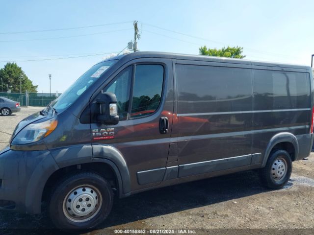 3C6TRVAG1JE145267 RAM Promaster 1500 Low Roof 136 Wb