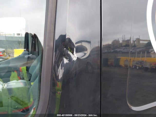 Ford Transit-250 2015 1FTYR2CM4FKB28340 Image 17