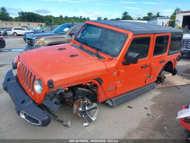 1C4HJXEG3JW219757 Jeep Wrangler Unlimited Sahara 4x4