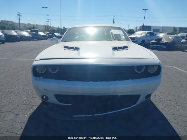 2C3CDZGG4PH649061 Dodge Challenger Sxt Awd