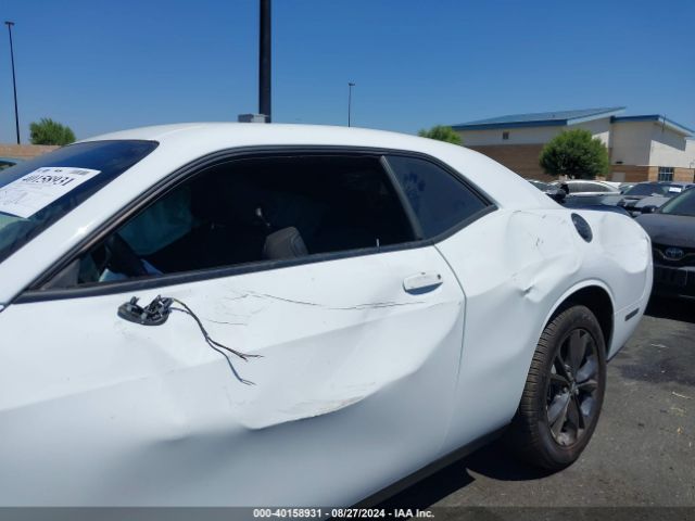 2C3CDZGG4PH649061 Dodge Challenger Sxt Awd