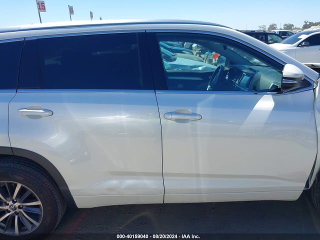 Toyota Highlander Xle 2017 5TDKZRFH7HS521578 Image 13