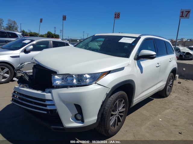 Toyota Highlander Xle 2017 5TDKZRFH7HS521578 Image 2