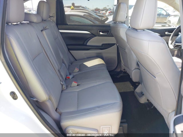 Toyota Highlander Xle 2017 5TDKZRFH7HS521578 Image 8