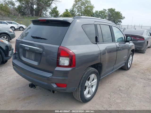1C4NJDBB3GD662781 Jeep Compass Sport