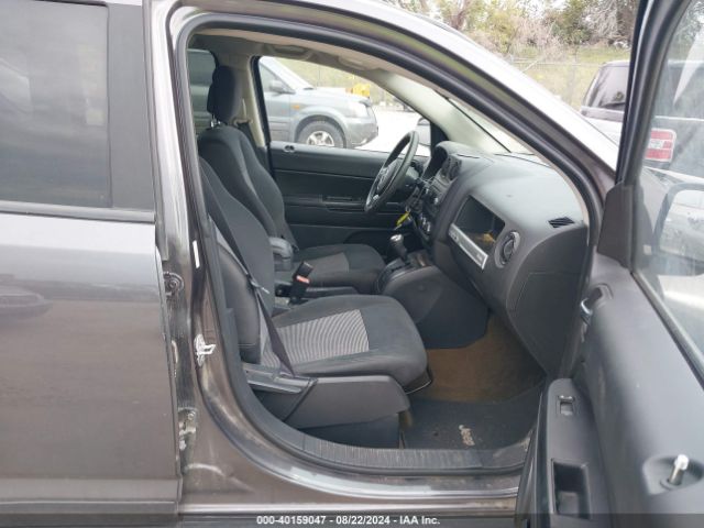 1C4NJDBB3GD662781 Jeep Compass Sport