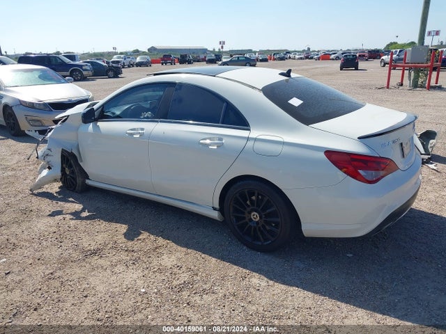 Mercedes-Benz CLA 250 2018 WDDSJ4EB1JN525568 Image 3