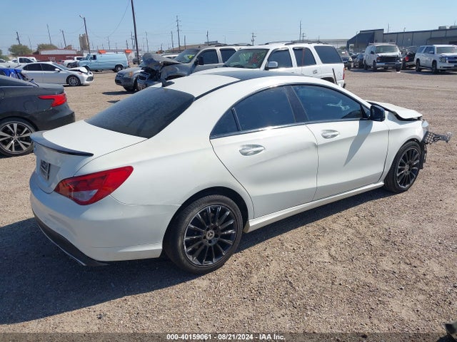 Mercedes-Benz CLA 250 2018 WDDSJ4EB1JN525568 Image 4