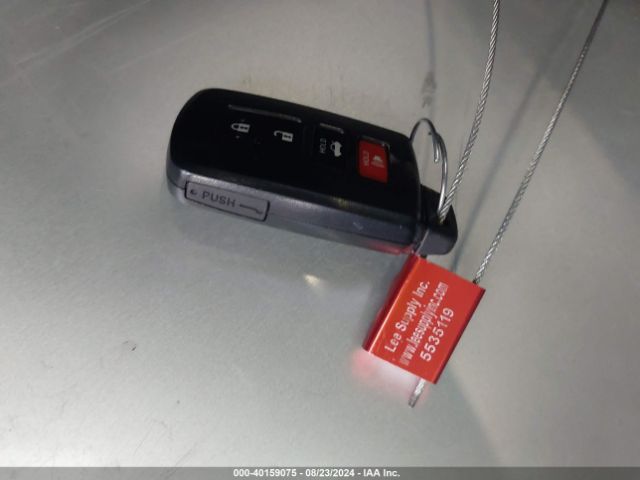 2T1BURHE2HC752429 Toyota Corolla Xle