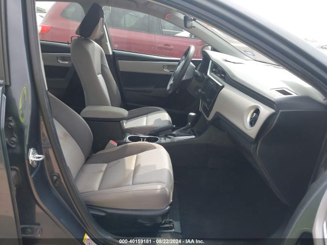 Toyota COROLLA LE 2018 5YFBURHE9JP770111 Image 5