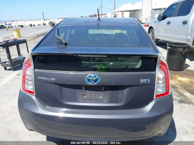 Toyota Prius Two 2015 JTDKN3DU4F1984118 Image 16