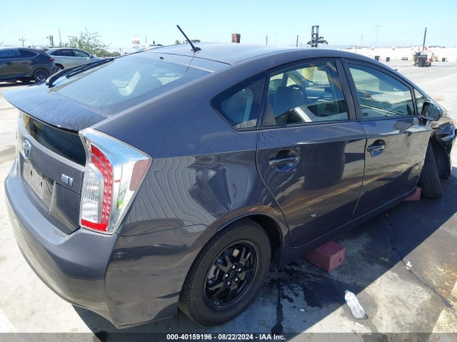 Toyota Prius Two 2015 JTDKN3DU4F1984118 Image 4