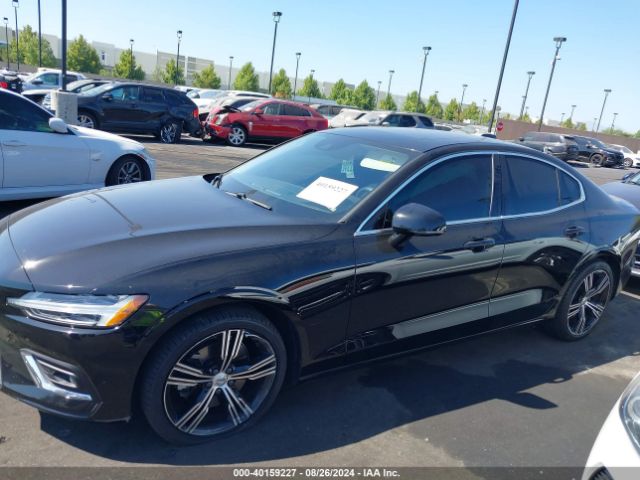 7JR102TL4MG103877 Volvo S60 T5 Inscription