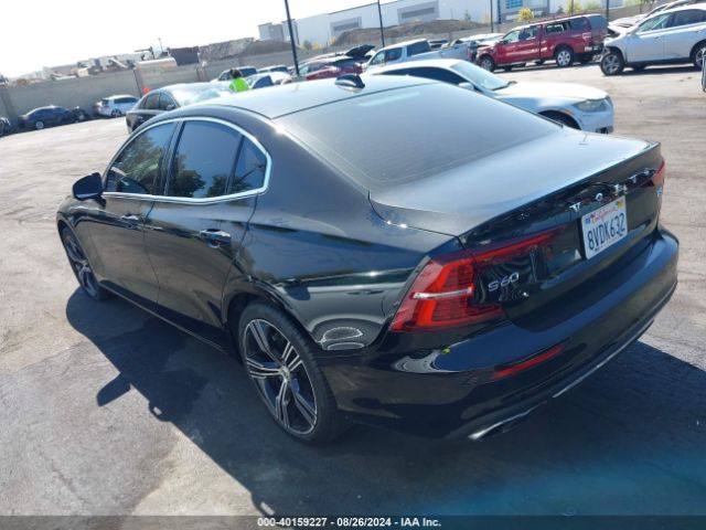 7JR102TL4MG103877 Volvo S60 T5 Inscription