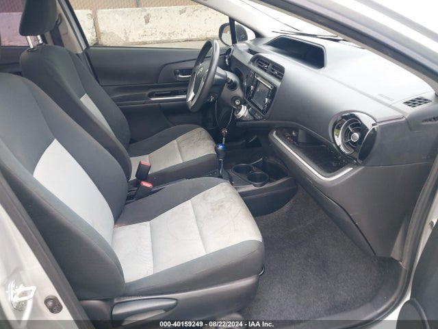JTDKDTB31H1591144 Toyota Prius C Two