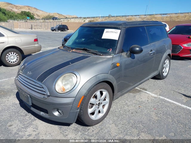 2010 MINI COOPER CLUBMAN WMWML3C53ATX37322 Photo 1