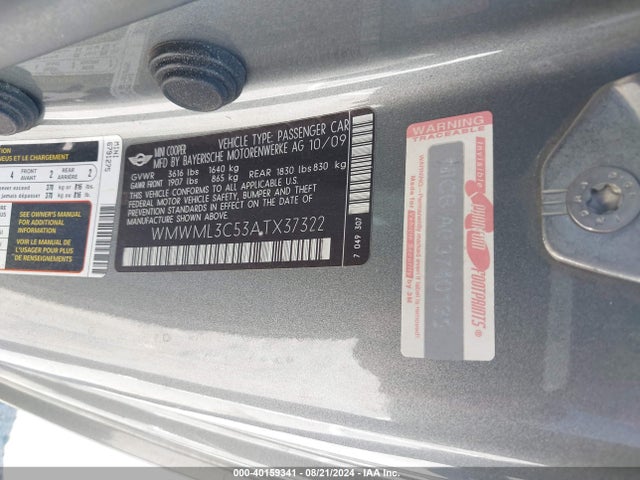 2010 MINI COOPER CLUBMAN WMWML3C53ATX37322 Photo 8