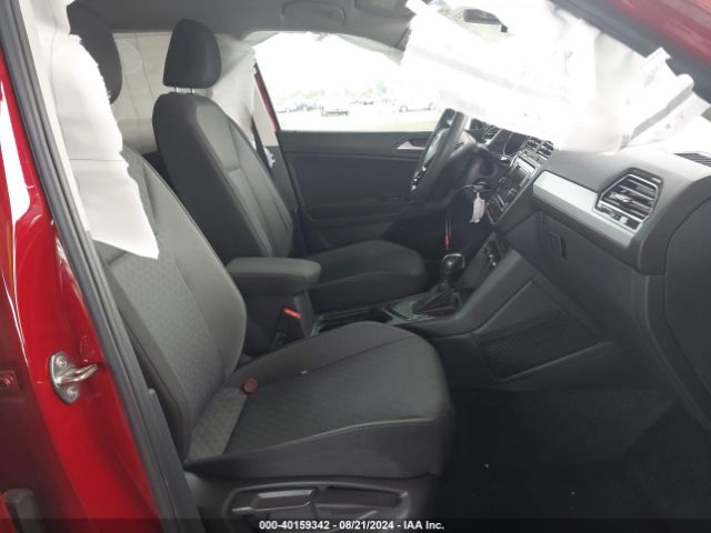 3VV1B7AX2KM070863 Volkswagen Tiguan 2.0t S
