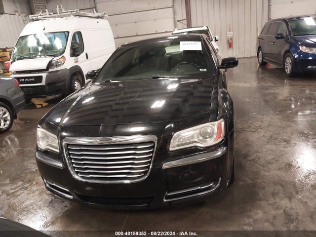 Chrysler 300 2014 2C3CCAAG6EH136226 Image 12
