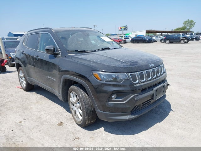 Jeep Compass Latitude Lux 4x4 2022 3C4NJDFB1NT218753 Image 1