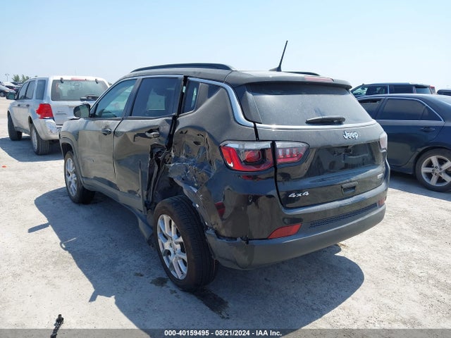 Jeep Compass Latitude Lux 4x4 2022 3C4NJDFB1NT218753 Image 3